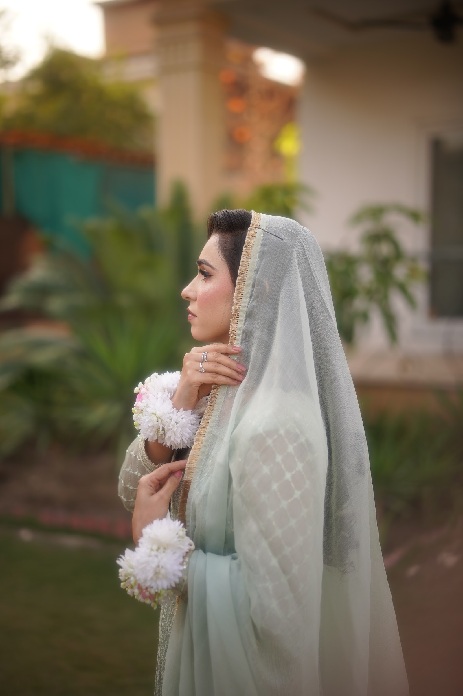Bride in red and gold